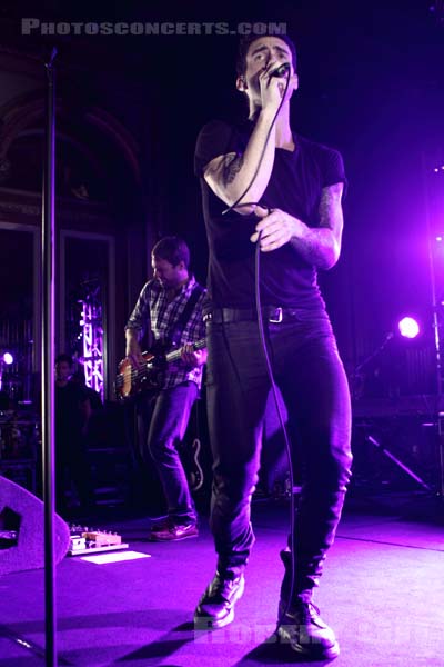 MAROON 5 - 2010-09-14 - PARIS - Hotel Westin - 